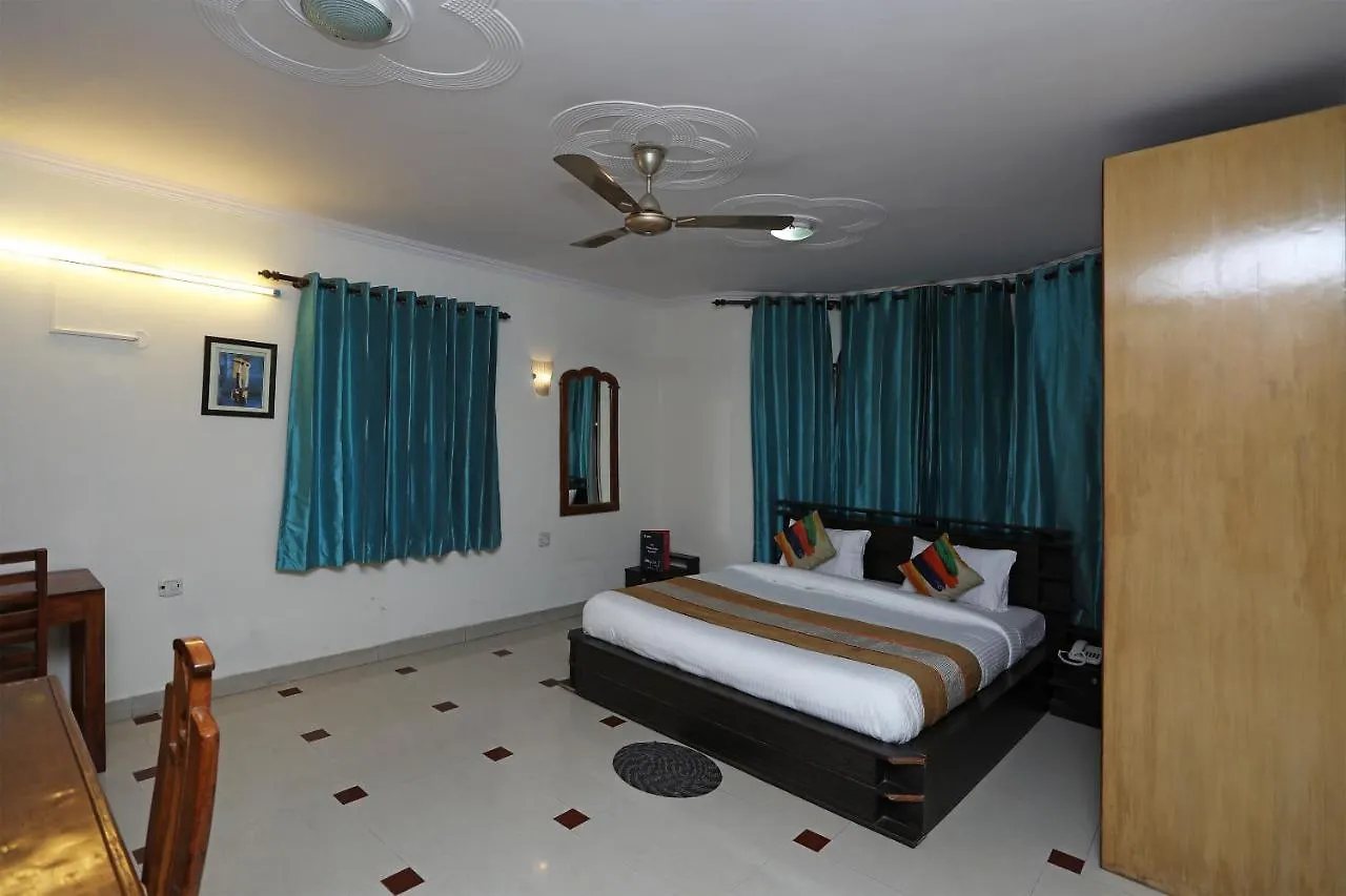 Oyo 14306 Hotel The Tavern Gurgaon