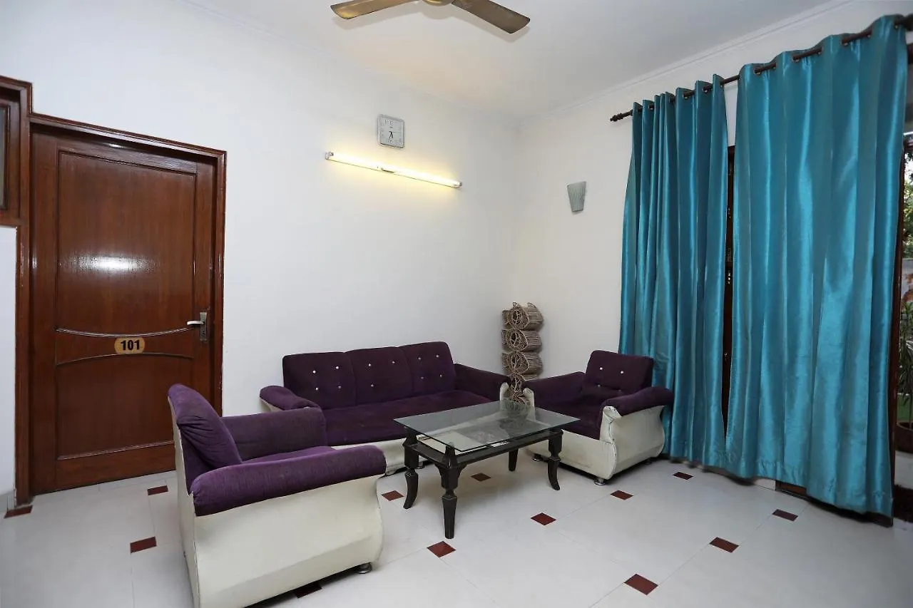 Oyo 14306 Hotel The Tavern Gurgaon
