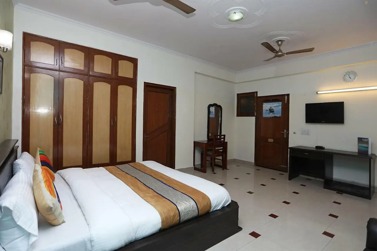 Oyo 14306 Hotel The Tavern Gurgaon