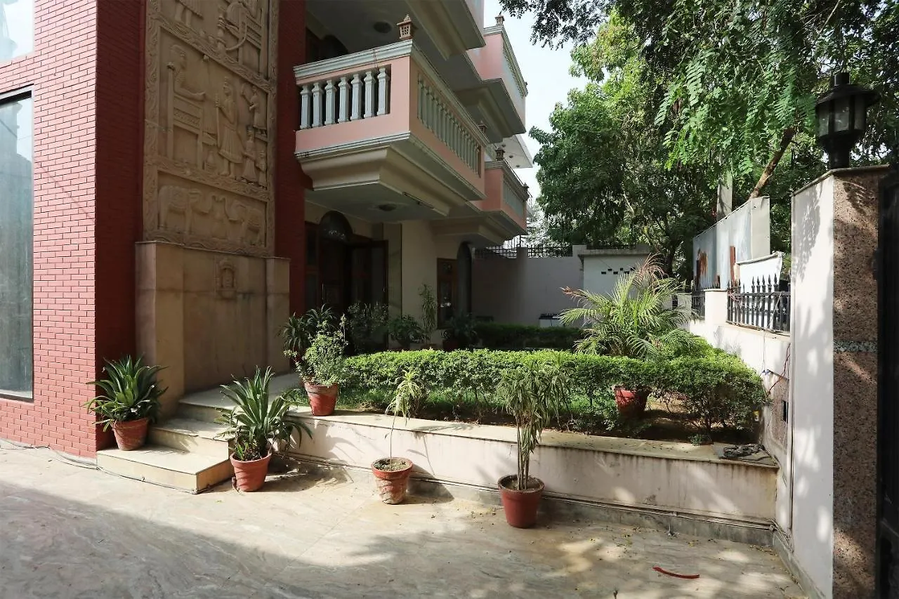 Oyo 14306 Hotel The Tavern Gurgaon